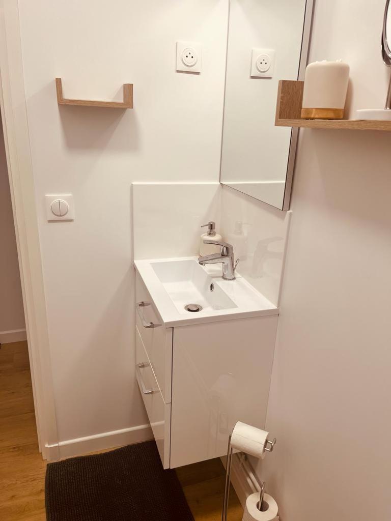 Mignon Petit Studio 16M2 Les Lilas Buitenkant foto